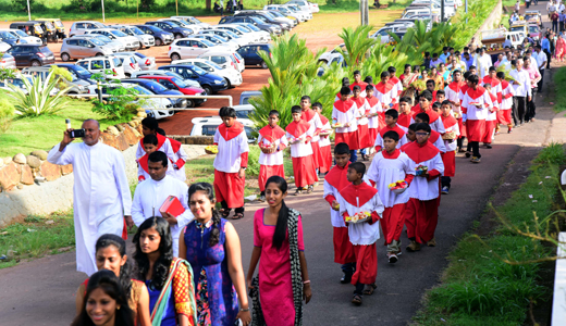 Kulashekar church monthi fest